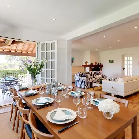 Les Arbousiers By Interhome